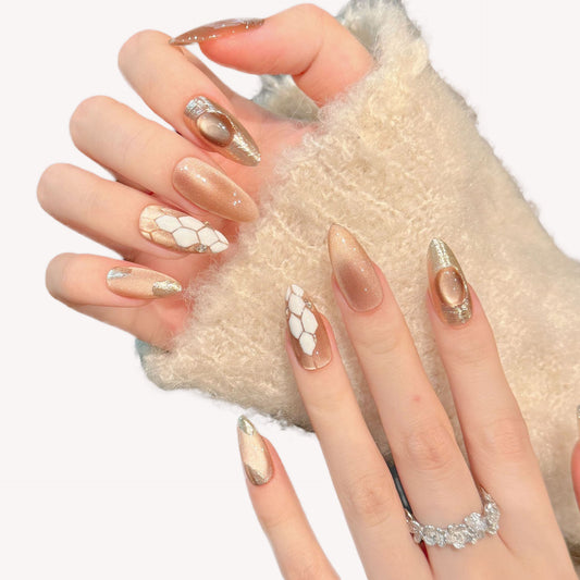 New high-quality champagne cat eyes fake nails almond nail art