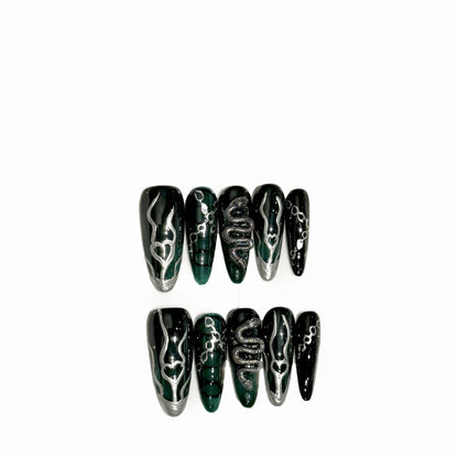 Handmade nail dark green nail art snake decoration fake nails