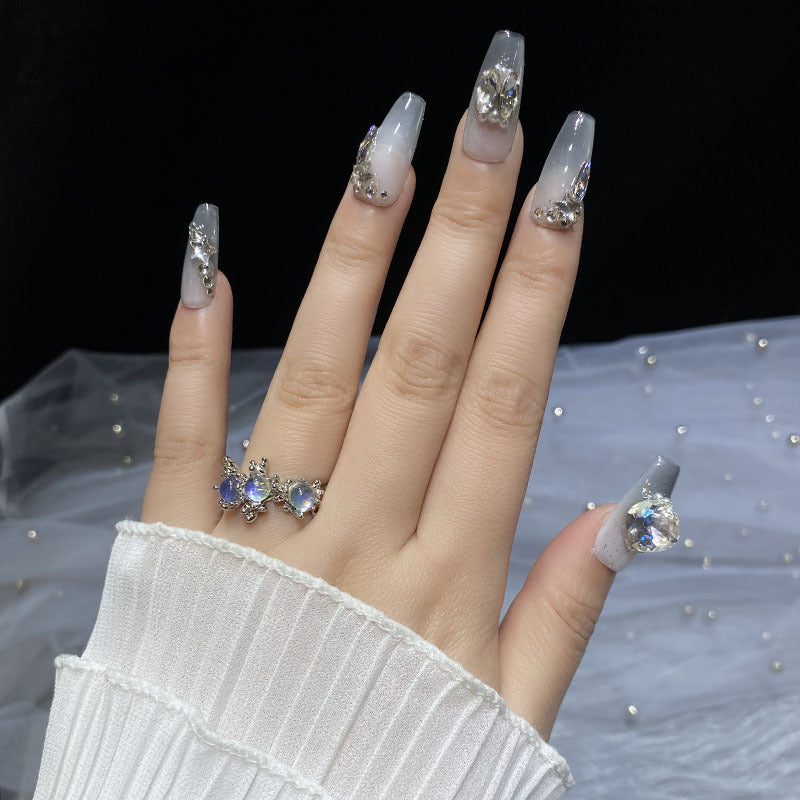 Flashing diamond gradient grey fake nail art