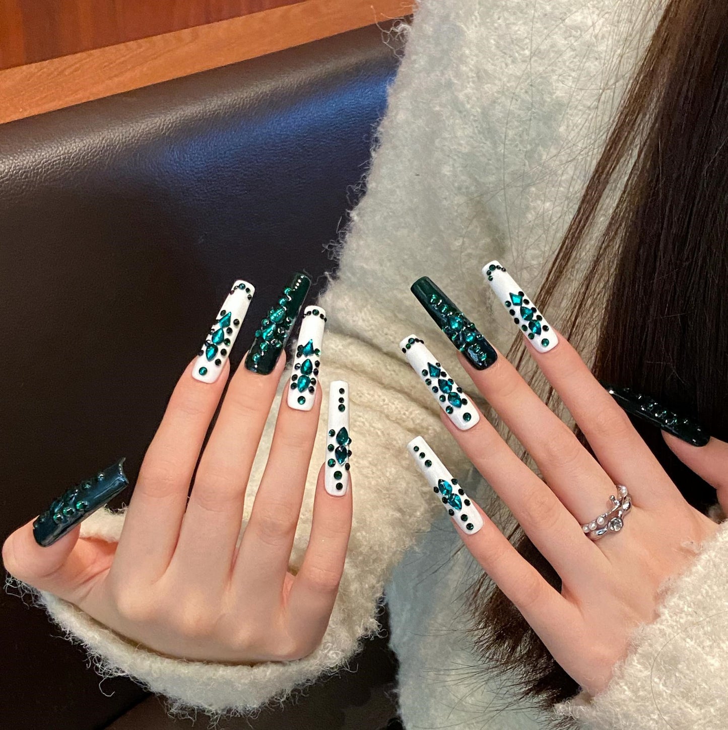 Handmade false nail green diamond nail art long nails