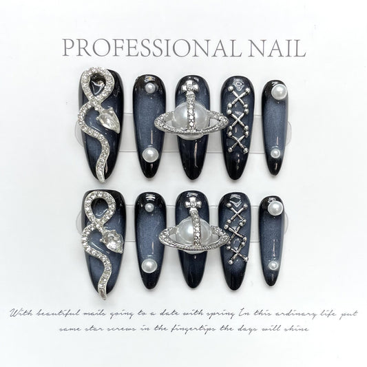 Hand-made nail snake Decoration long almond nail art