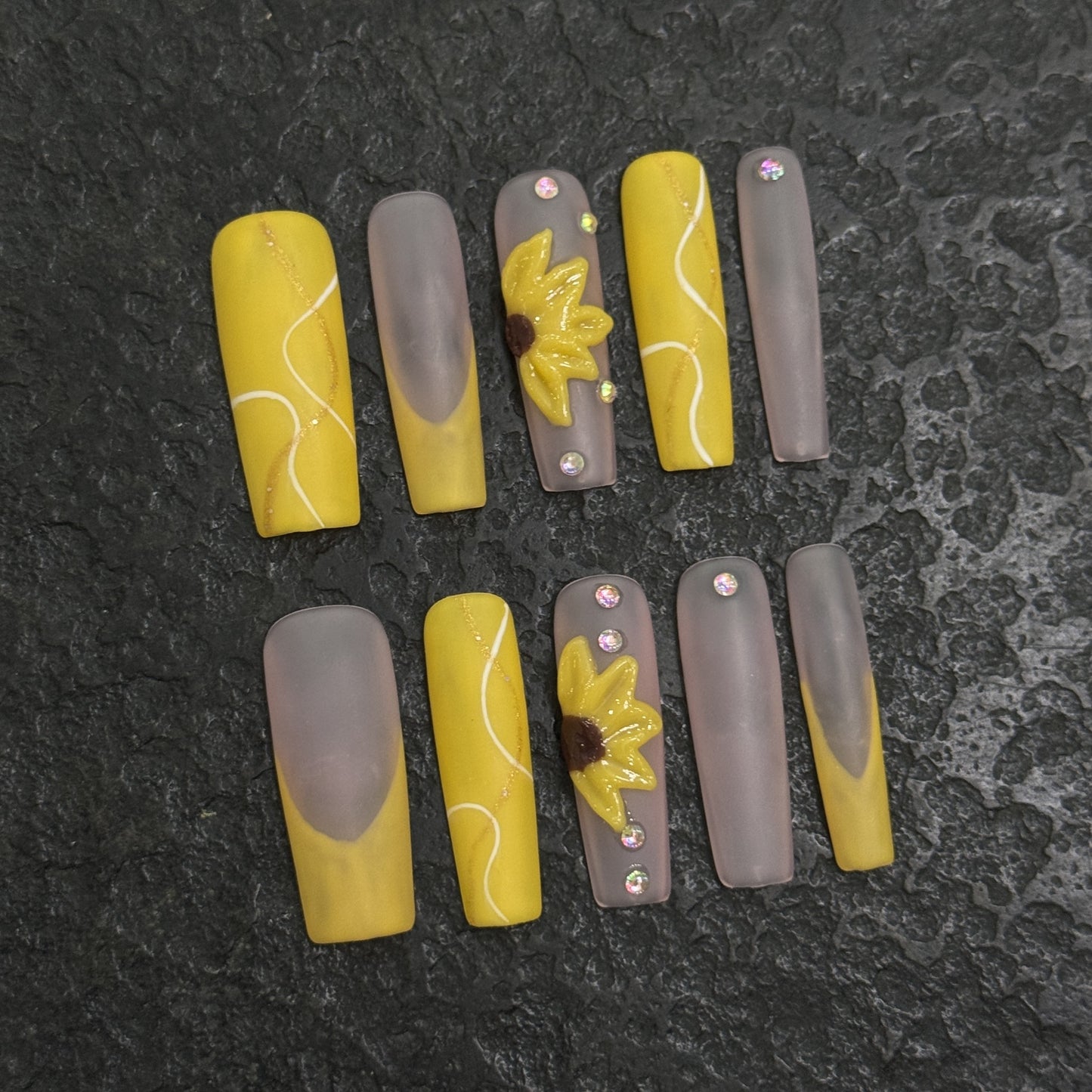 Hand-made unique nails sunflower nail art gel fake nails